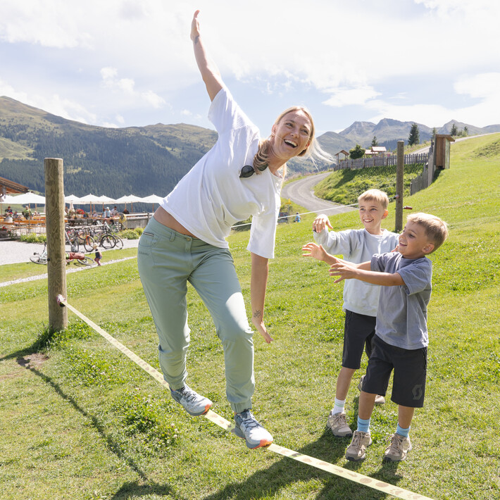 Slackline Parcour | © Karin Pasterer Slackline Parcour | © Karin Pasterer